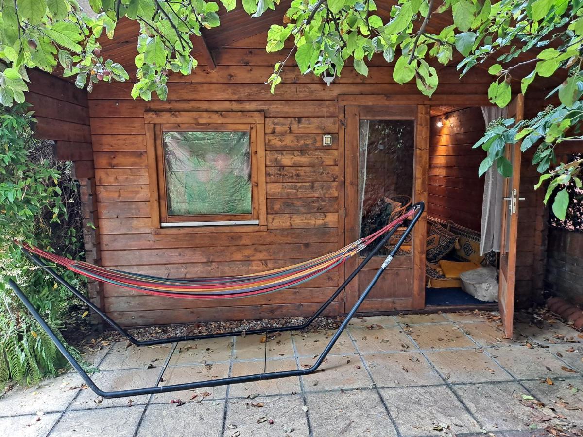 Bed and Breakfast Pilgrims Of The Goddess Glastonbury Exterior foto